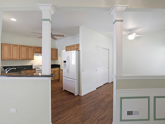 4th image of 13245 Honeysuckle Dr