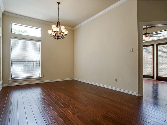 5th image of 6205 Twin Oaks Cir