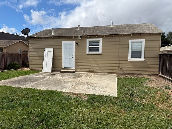 2nd image of 312 San Lorenzo Ave #A