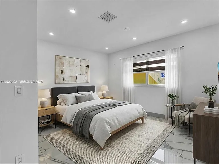 440 SE 8th Ave — Photo 20