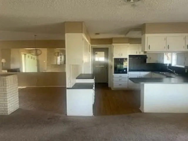 3 bed, 1776 sqft, $1,625 — Photo 2