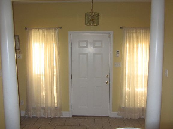 2nd image of 3004 Fairway Dr