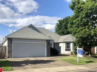 1087 Keystone Loop NE, Keizer, OR 97303