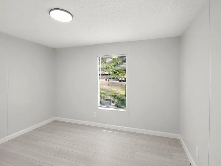 25494 Deepwood Dr #B — Photo 19