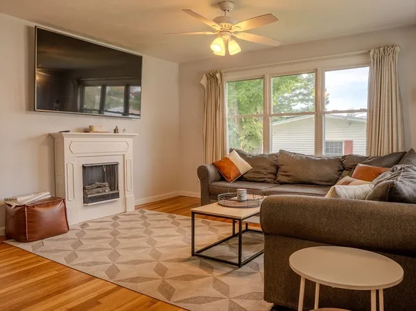 38 Glenwood Ave, Southbridge, MA 01550