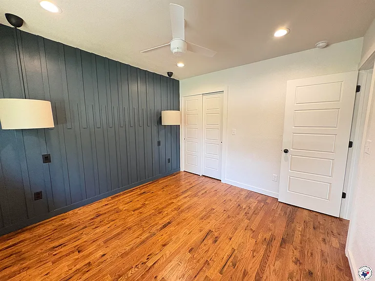 411 Redwater Rd — Photo 10