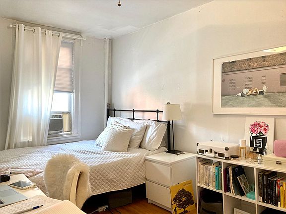 5th image of 164 Johnson Ave #3