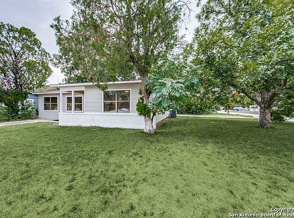 3rd image of 310 Honey Blvd