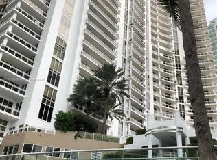 901 Brickell Key Blvd APT 601, Miami, FL 33131
