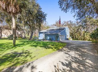 385 E Country Circle Dr, Port Orange, FL 32128