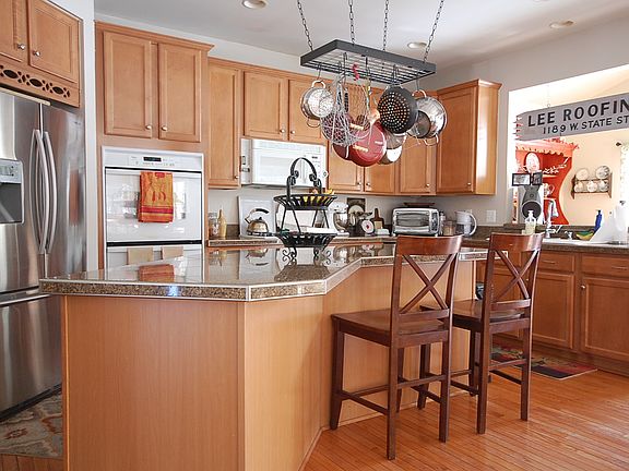 3rd image of 43241 Cavell Ct