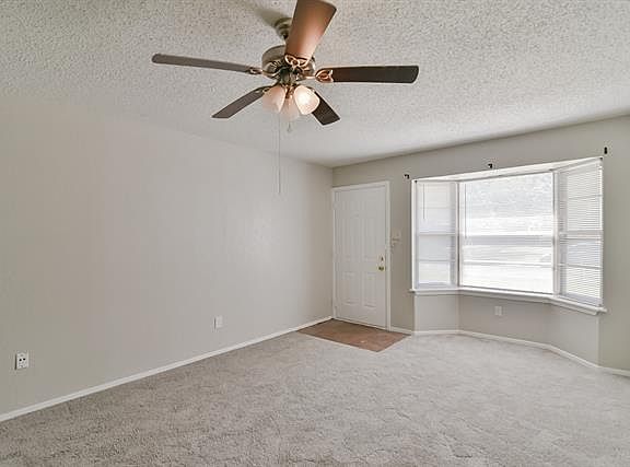 4th image of 5424 Parkview Dr