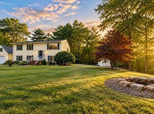 233 Tispaquin St, Middleboro, MA 02346