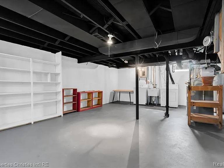 1035 N Old Woodward Ave #5 — Photo 24