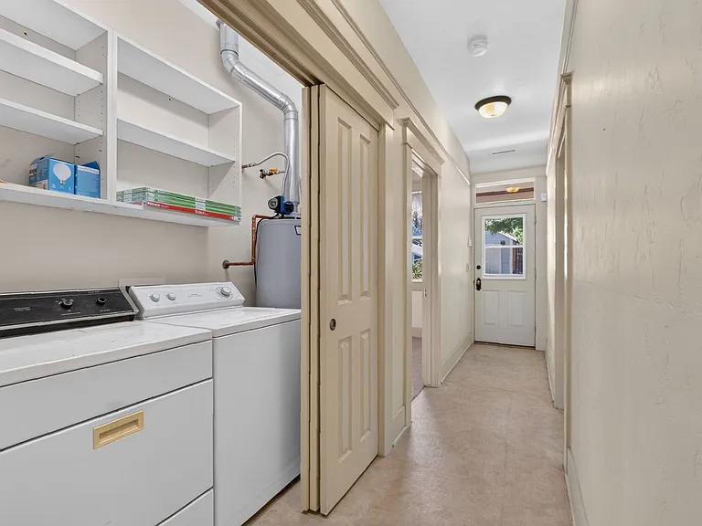 215 S Marina St — Photo 20