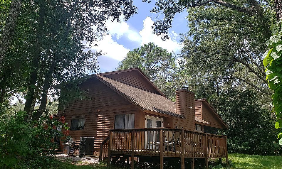 2nd image of 373 N Fox Chase Point
