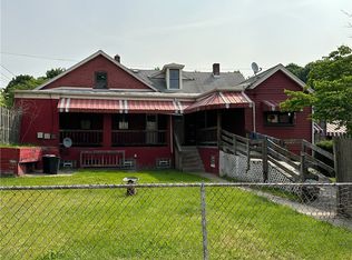326 Gardner St, Mc Kees Rocks, PA 15136