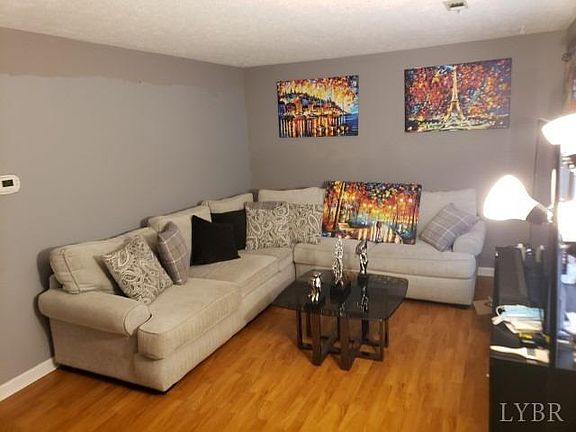 3rd image of 37 Nags Head Ct