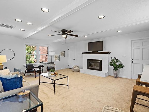 5th image of 973 Larkaway Ct