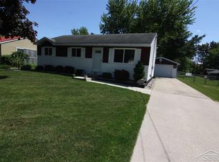 569 S Pine St, Hemlock, MI 48626