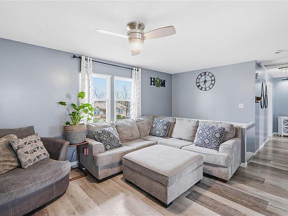 5th image of 505 NE Richardson Pl
