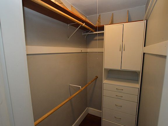3rd image of 100 Tremont St #1