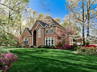 38 Stonehenge Dr, Bentonville, AR 72712