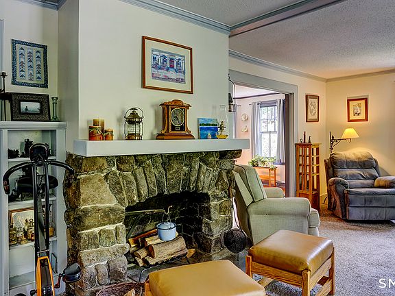 5th image of 58 Maple Avenue