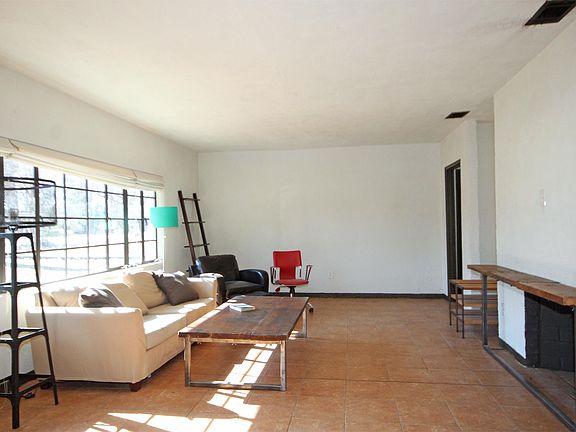 2nd image of 15 Clarendon Ave