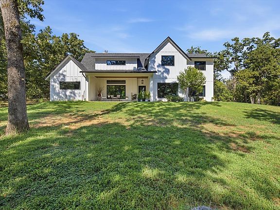 2nd image of 16463 County Road 3600
