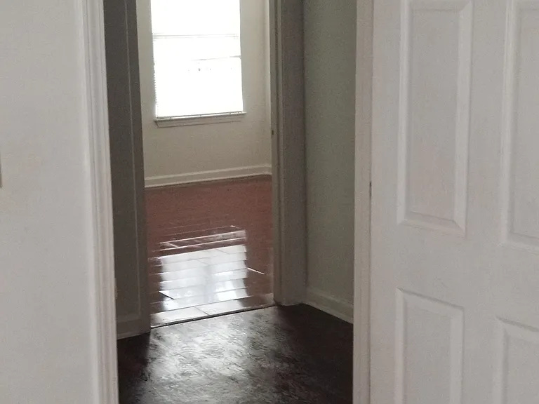 893 Polk Ave — Photo 23