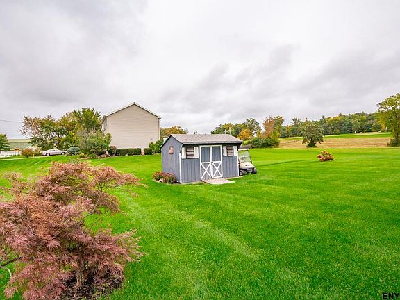 4th image of 29 Raylinsky Ln