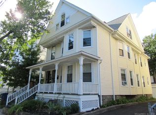 618 Atlantic St, Bridgeport, CT 06604