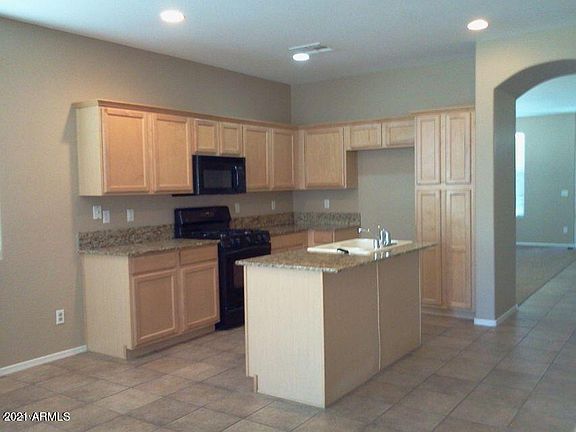 3rd image of 9308 S 184th Dr