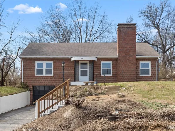 223 N Dellwood Ave, Saint Louis, MO 63135