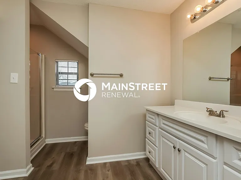 Main Bathroom