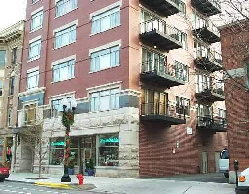 1st image of 1429 N Wells St APT 703
