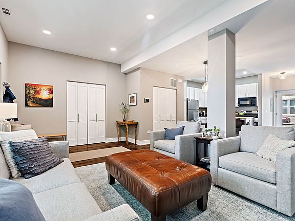 5th image of 5301 N Ravenswood Ave APT 107