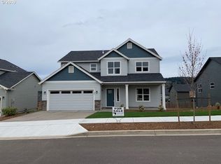 351 SW Mount Street Helens St, McMinnville, OR