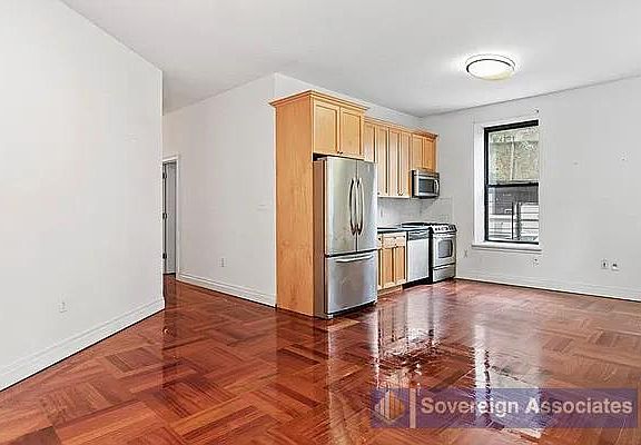 3rd image of 611 W 137th St #8