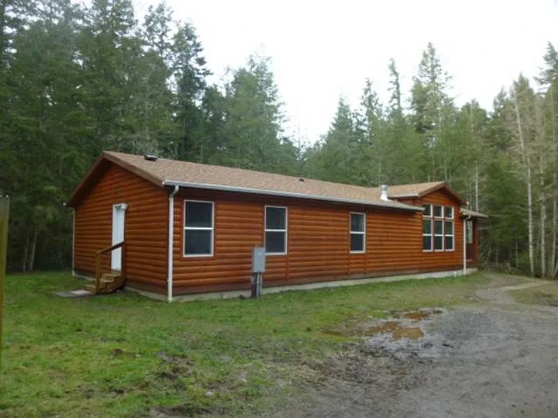 378 Guiles Rd photo 1