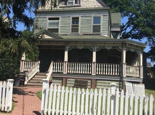 19 Throckmorton Ave, Red Bank, NJ 07701