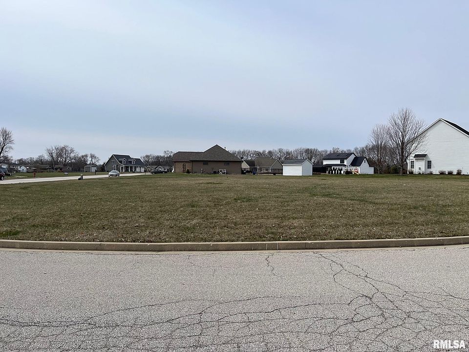 2nd image of LOT 32 E Camden Cir