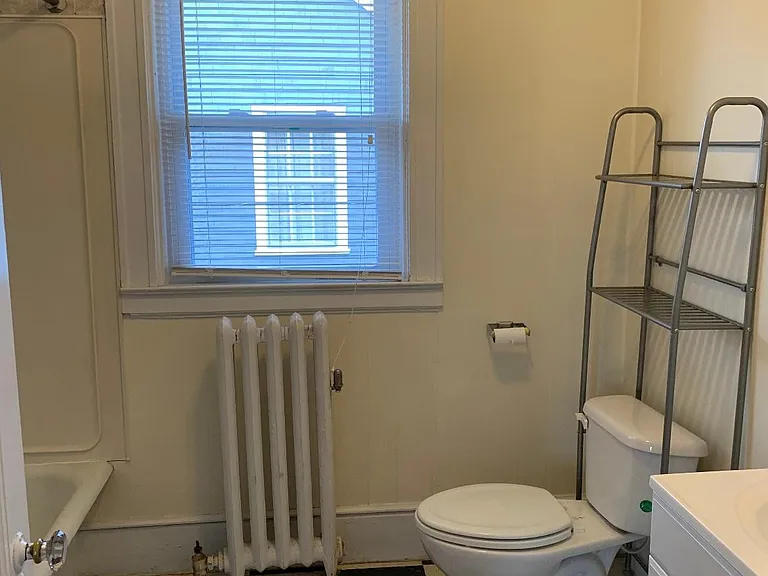84 S Angell St #3C — Photo 8