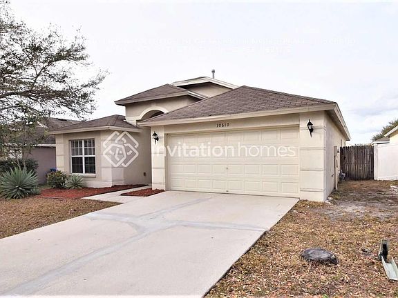 2nd image of 10610 Logan Chase Ln