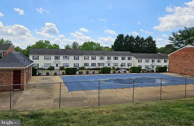 2417 Barracks Pl #1 — Photo 13