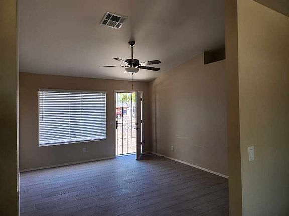 4th image of 3131 N 72nd Ave