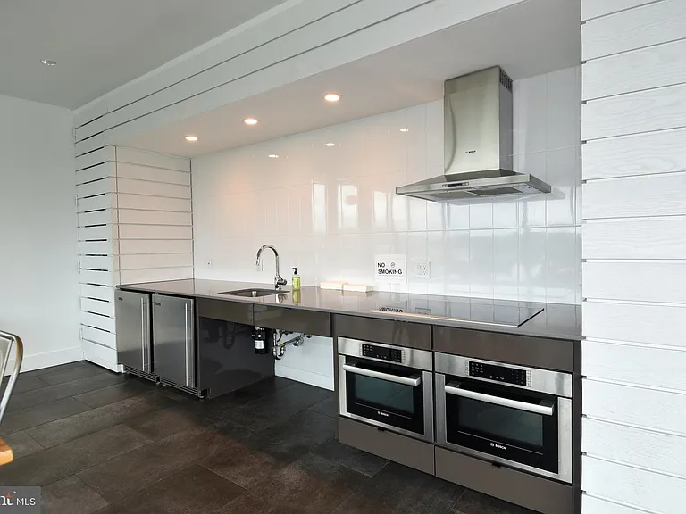 57 N St NW #301 — Photo 38