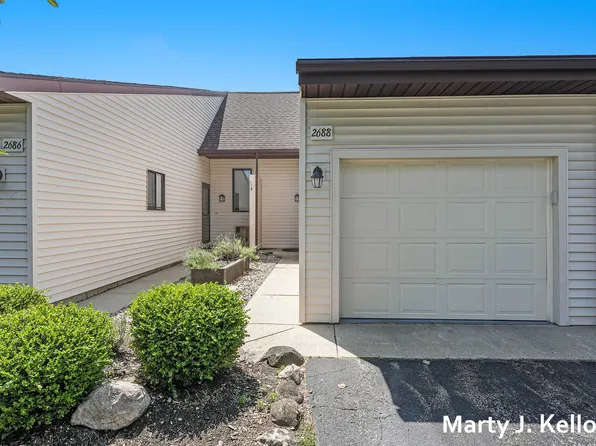 2688 Stonegate Dr SW #27, Wyoming, MI 49519