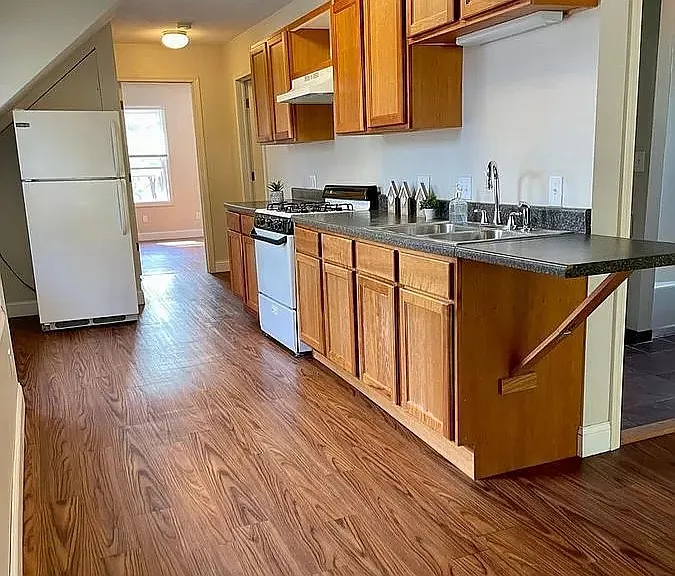 649 Fillmore St NE #2 — Photo 3
